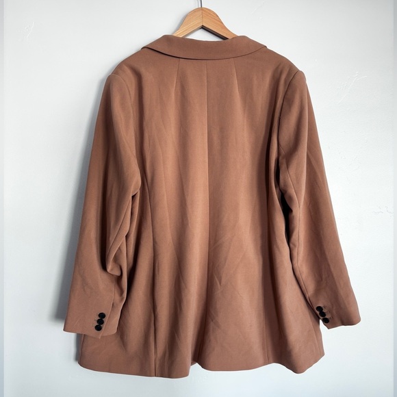 Eloquii Women’s brown blazer The 365 Semi Stretch Biscuit Size 20 - Picture 4 of 7